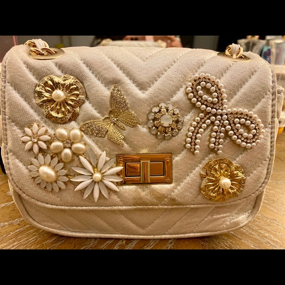 Bag - Picture 1 of 3